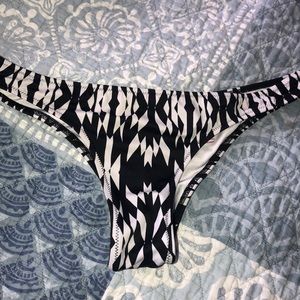 Victorias Secret Itsy Bottoms!